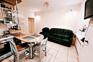 квартира за адресою Мироносицька вул., 75