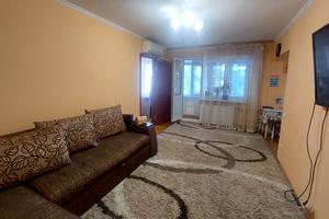 квартира по адресу Небесной Сотни просп. (Маршала Жукова), 53