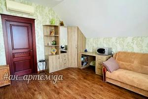 дом по адресу Незламна ул. (Петрозаводская)