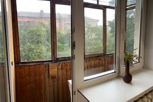 квартира за адресою Якова Новицького вул., 7