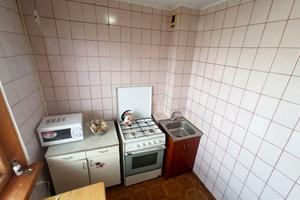 квартира за адресою Нескорених вул. (Героїв Праці), 4г