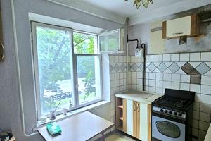 квартира за адресою Українська вул., 8