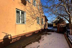будинок за адресою Центральна вул.