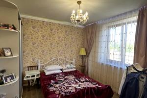дом по адресу Червонохуторская ул.