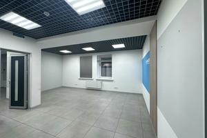комерційна за адресою Малиновського вул., 26