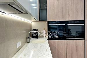 квартира за адресою Професорська вул., 34