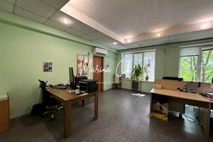 комерційна за адресою Робоча вул., 23