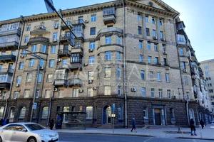 комерційна за адресою Михайла Грушевського вул., 34/1