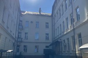 комерційна за адресою Туган Барановського, 16