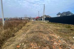 участок по адресу Лесі Українуи