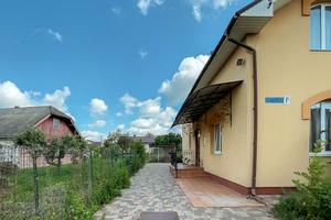 будинок за адресою Прикарпатська, 1б