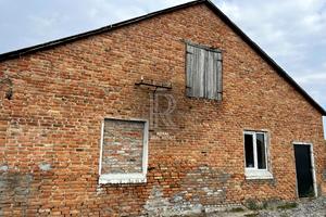 комерційна за адресою Підгірний, 20