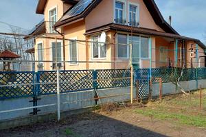 дом по адресу Квітнева, 38