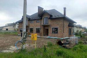 будинок за адресою Івасюка
