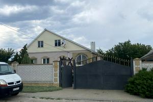 будинок за адресою смт. Обухівка, Садова, 11А