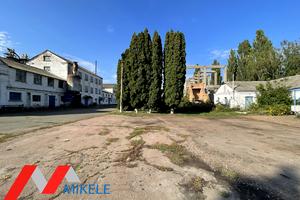 комерційна за адресою Шевченка, 221а