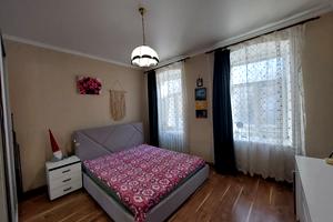 квартира за адресою Манежна вул., 22
