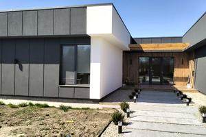 будинок за адресою Богатирська вул., 7