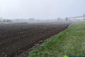 ділянка за адресою Лугова
