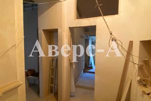 квартира за адресою Торгова вул., 3