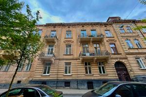 квартира за адресою Івана Рутковича вул. (), 4