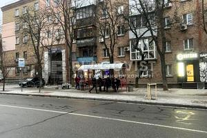 комерційна за адресою Київ, Ольжича вул., 4