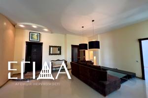 квартира за адресою Театральна вул. (Леніна), 7