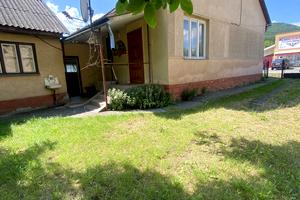 дом по адресу Ужгородська