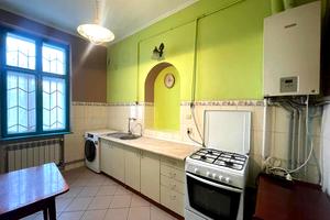 квартира за адресою Львів, Якова Остряниці вул., 7