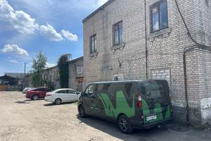 комерційна за адресою Віскозна вул., 4Д