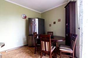 квартира за адресою Василя Симоненка вул., 39