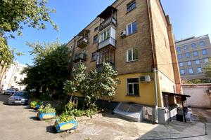 комерційна за адресою Богдана Хмельницького вул., 23-Б