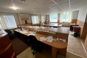комерційна за адресою Богдана Хмельницького просп. (Героїв Сталінграда), 153