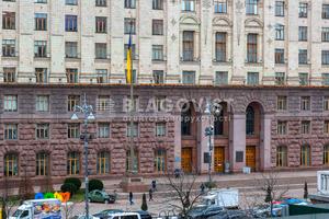 комерційна за адресою Лютеранська вул., 8