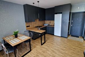 квартира за адресою Роксоляни вул., 18