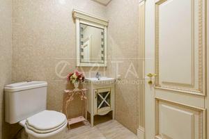 будинок за адресою Столичне шосе, 215