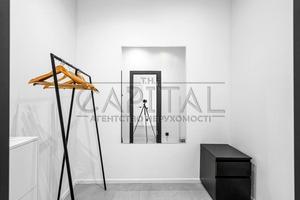 комерційна за адресою Кловський узвіз (Кловський), 7a