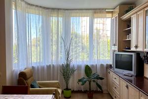 квартира за адресою Зарічанська вул., 10/1