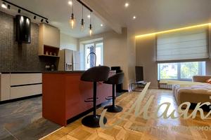 квартира за адресою Маяковського просп., 3