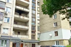квартира за адресою Тролейбусна вул., 12