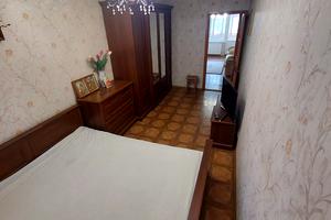 квартира за адресою Космонавтів вул., 86