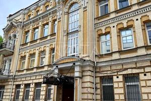 комерційна за адресою Київ, Михайлівська вул., 12-Б
