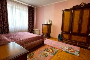 будинок за адресою с. Лісові Гринівці, СЛОВ'ЯНСЬКА, 12