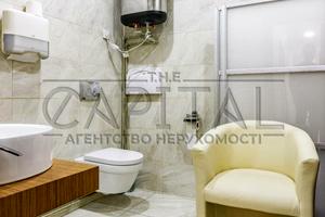 комерційна за адресою Юрія Шумського вул., 5