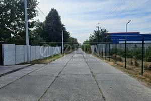 комерційна за адресою Петропавлівська, 12
