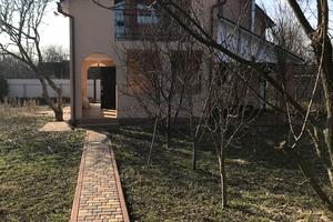 дом по адресу Бежовка ул. (Дзержинського)