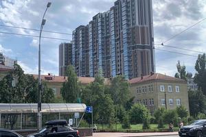 комерційна за адресою Васильківська вул., 37