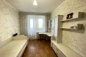 квартира по адресу Космонавтов ул., 142