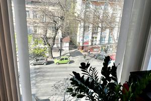 комерційна за адресою Велика Арнаутська вул., 61