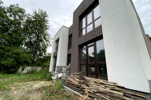 будинок за адресою Лісова вул., 2